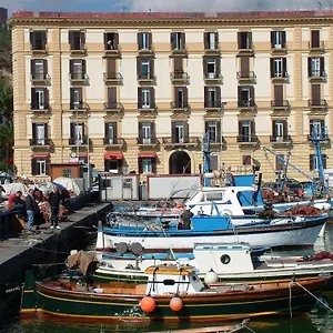 Caracciolo 10 Bed & Breakfast Naples
